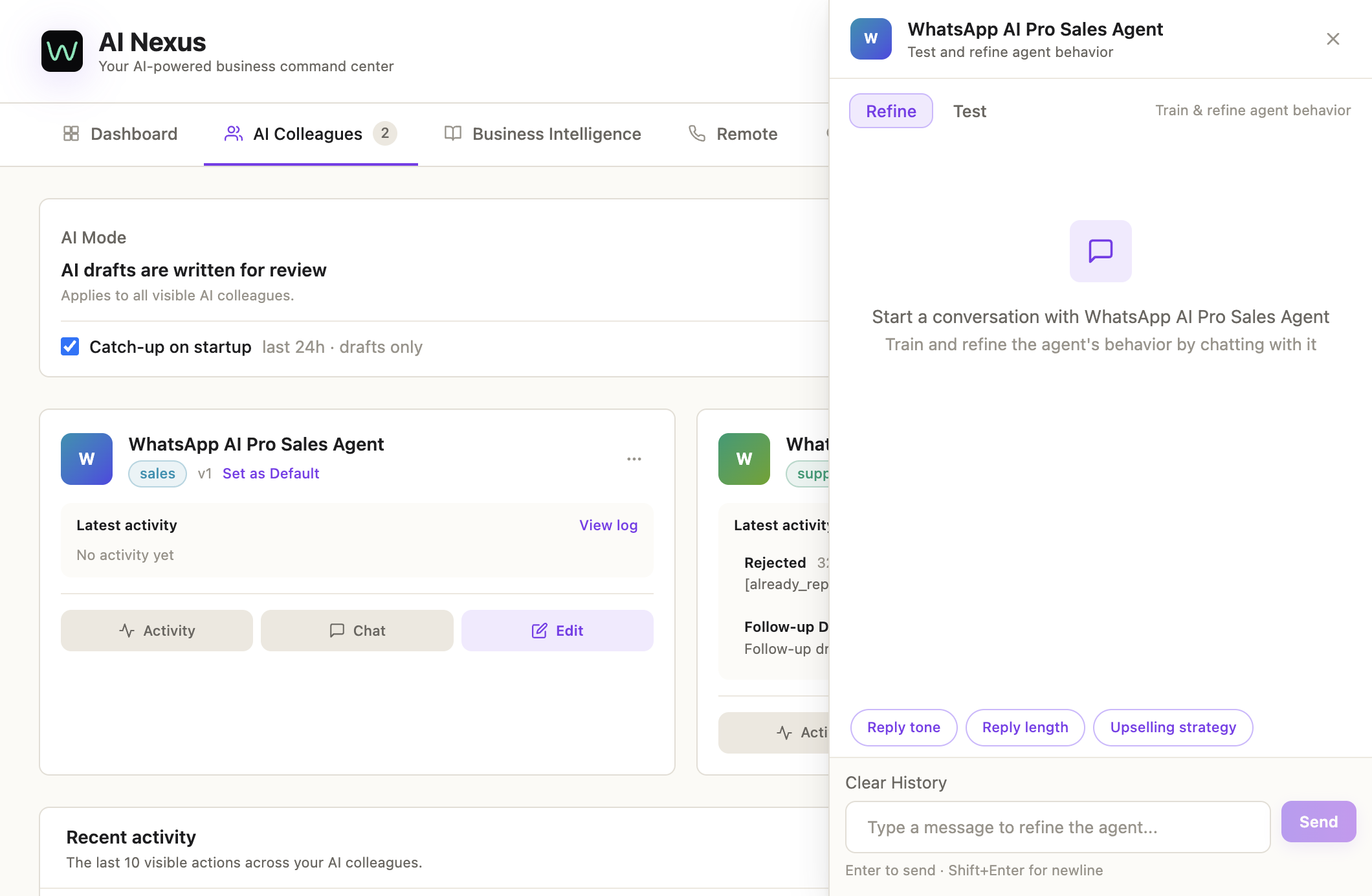 Refine 面板:用聊天界面告诉 Agent 该怎么做,下面有 "Reply tone"、"Reply length"、"Upselling strategy" 等建议词条